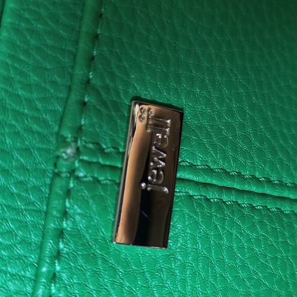 Jewell Cross Body Purse w/ Clutch Wallet - Picture 10 of 10